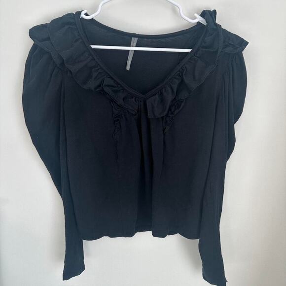 Anthropologie Tops - Anthropologie Women's Black Puffer Sleeve Ruffle Blouse Size XS